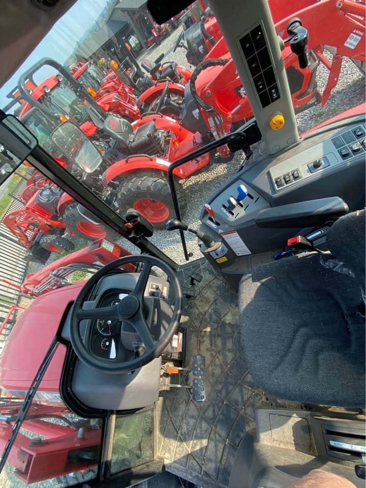 2021 KIOTI DK4710 - Image 4